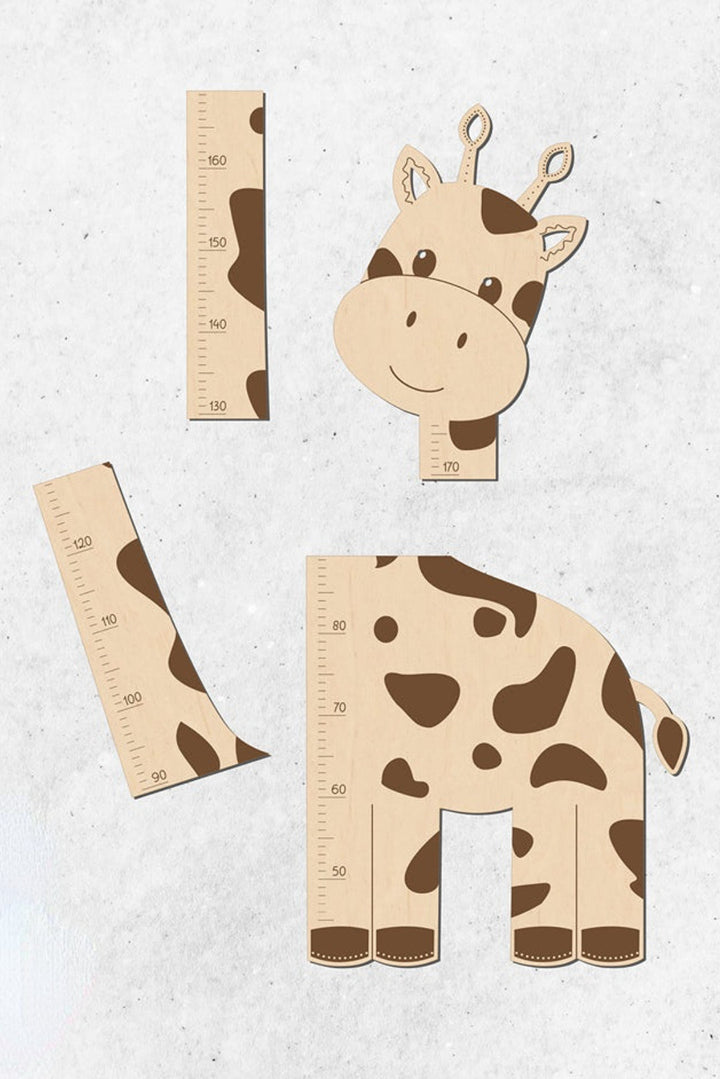 Wooden Giraffe Growth Chart Ruler with Name Sign